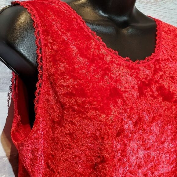 Vintage Chandio M Red Crushed Velvet Lace Trim Tank Top Blouse - Picture 1 of 6